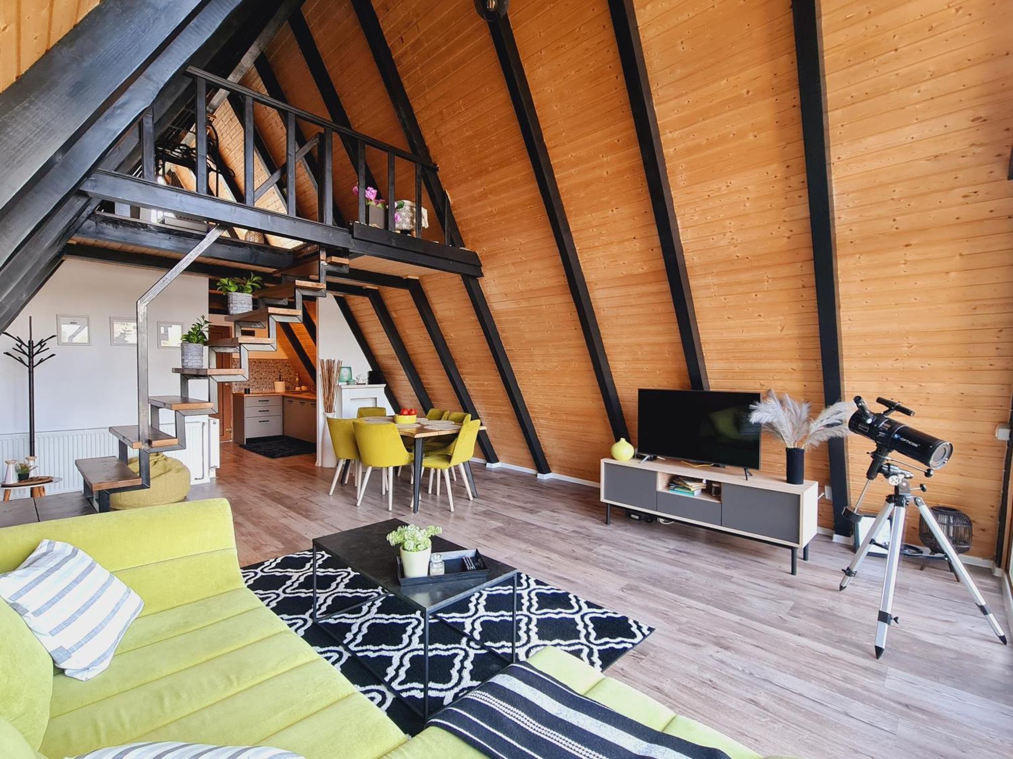 Cabane A-Frame Ceziade Tihuta Piatra Fântânele Exterior foto